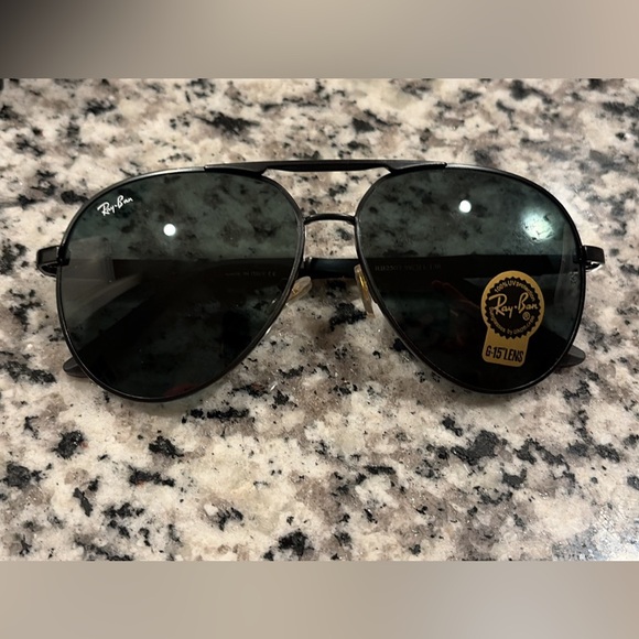 Ray-Ban Dark Lens Aviator Sunglasses